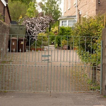 دندي 11 Somerville Place East المظهر الخارجي الصورة