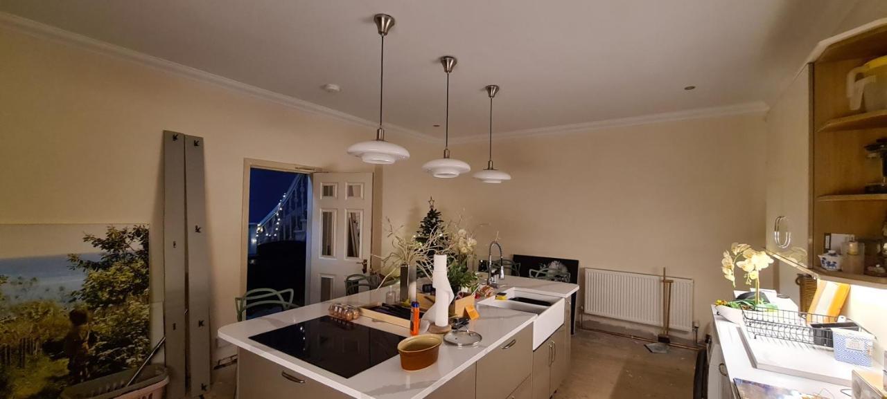دندي 11 Somerville Place East المظهر الخارجي الصورة